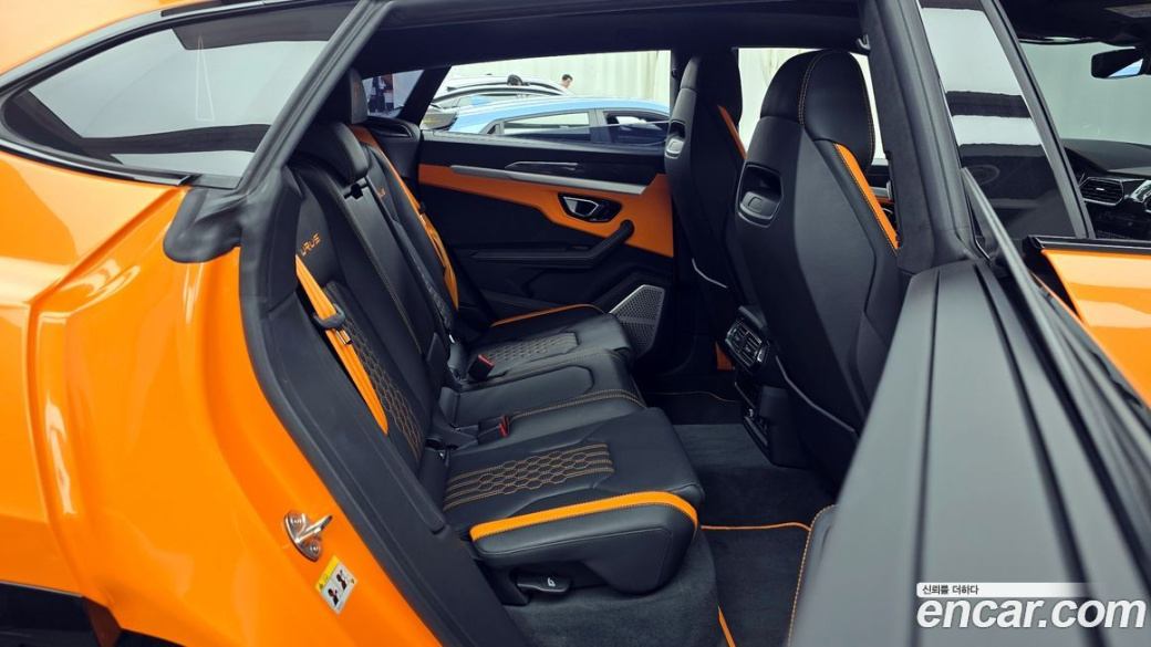 Lamborghini Urus 4.0 V8 S, 2024