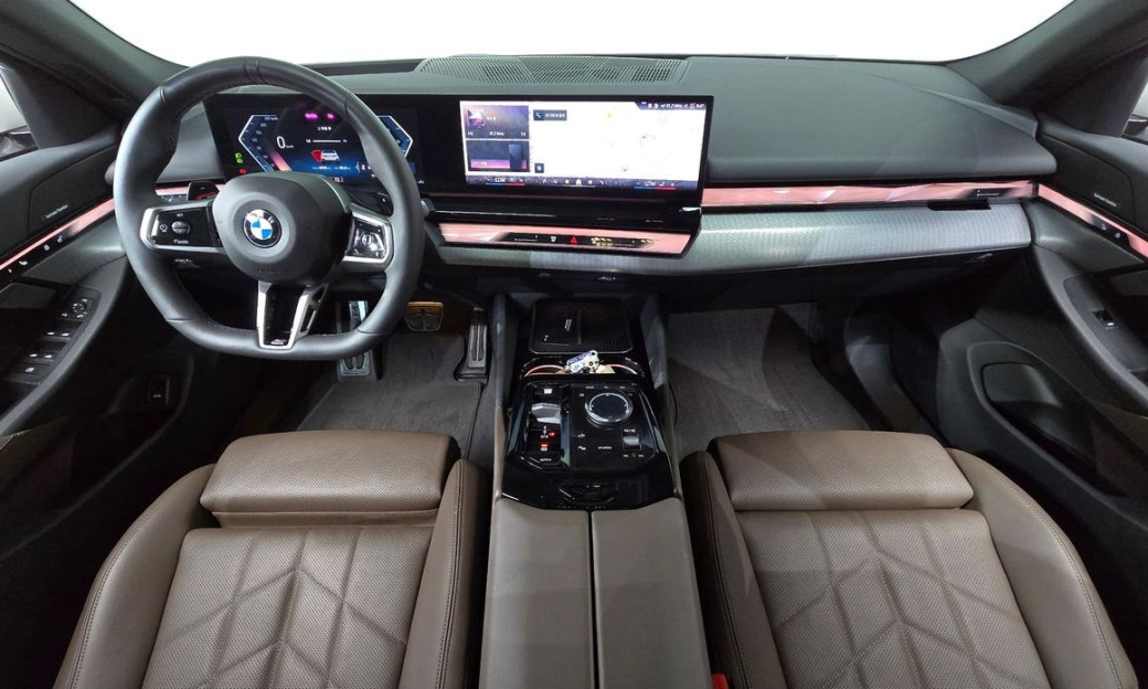 BMW 5-Series 523d M Sport, 2024