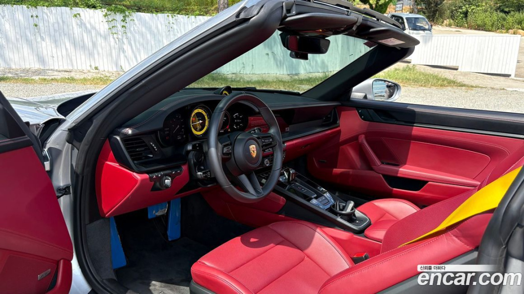 Porsche 911 Targa 4 GTS, 2023