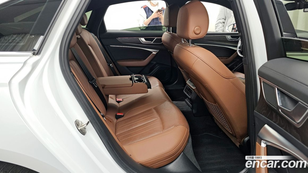 Audi A6 45 TFSI Premium, 2021
