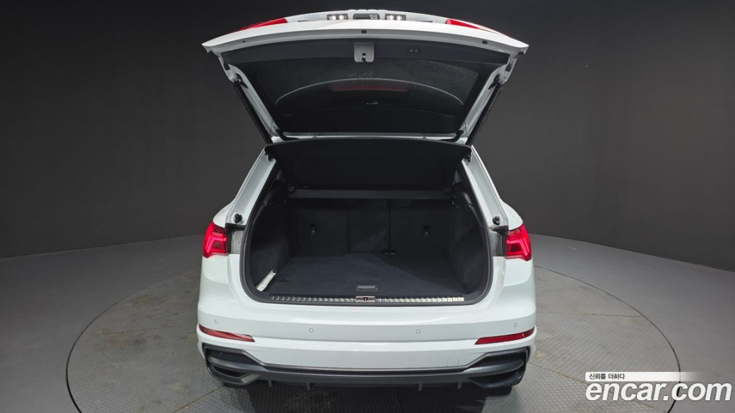 Audi Q3 35 TDI Premium, 2023
