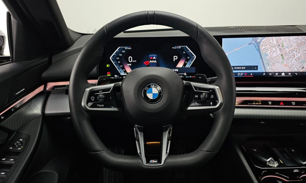 BMW 5-Series 520i M Sport, 2025