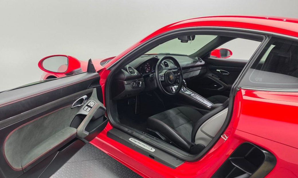 Porsche 718 4.0 GTS, 2024