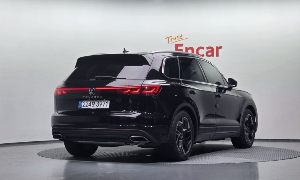 Volkswagen Touareg 3.0 TDI Prestige, 2024
