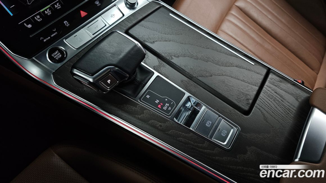 Audi A6 45 TFSI Quattro Premium, 2022