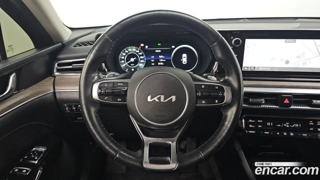 Kia K5 2.0, 2022