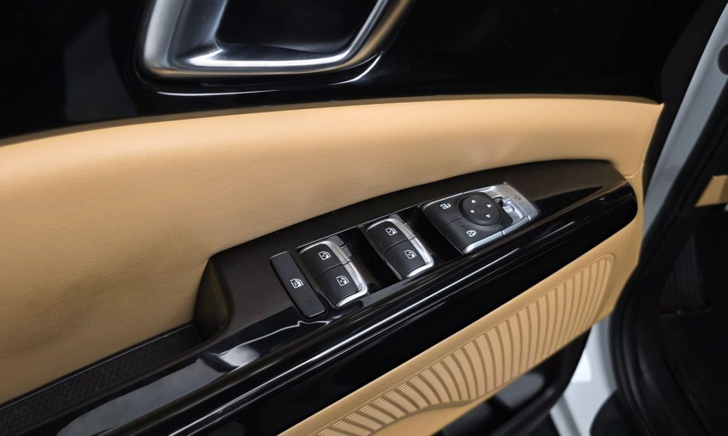 Kia Carnival 7-Seater Noblesse, 2023