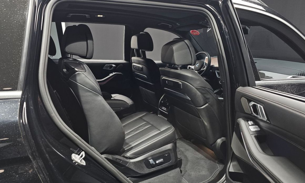 BMW X7 xDrive 40i M Sport 6STR, 2025