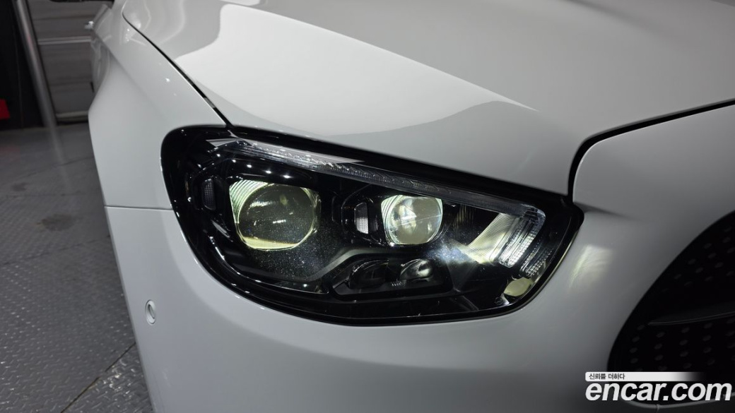 Mercedes-Benz E-Class E250 AMG Line, 2023