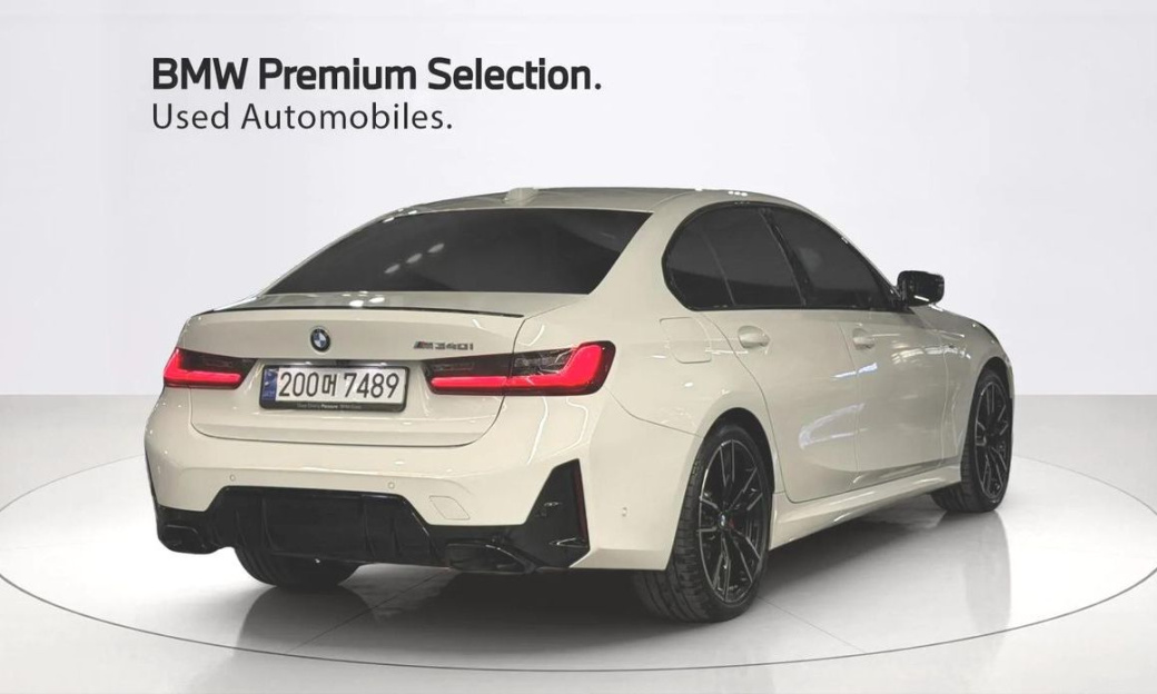 BMW 3-Series M340i Pro, 2025
