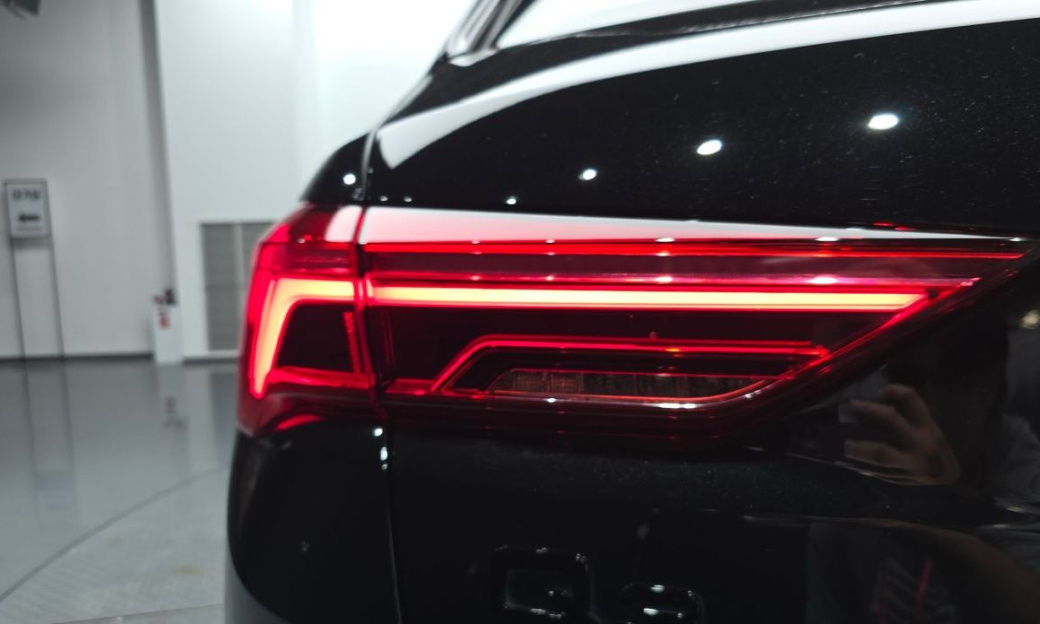 Audi Q3 40 TFSI Quattro Premium, 2025