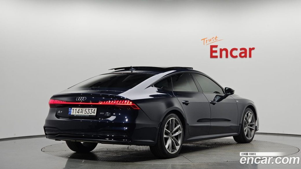 Audi A7 55 TFSI Quattro Premium, 2022