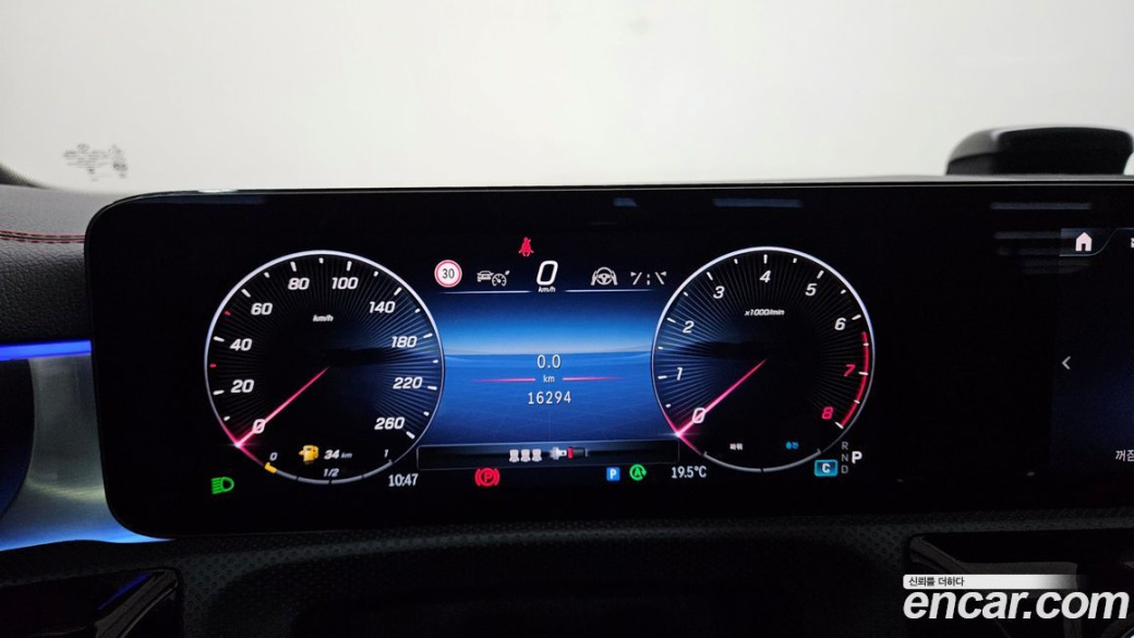 Mercedes-Benz CLA-Class CLA250 4MATIC, 2025