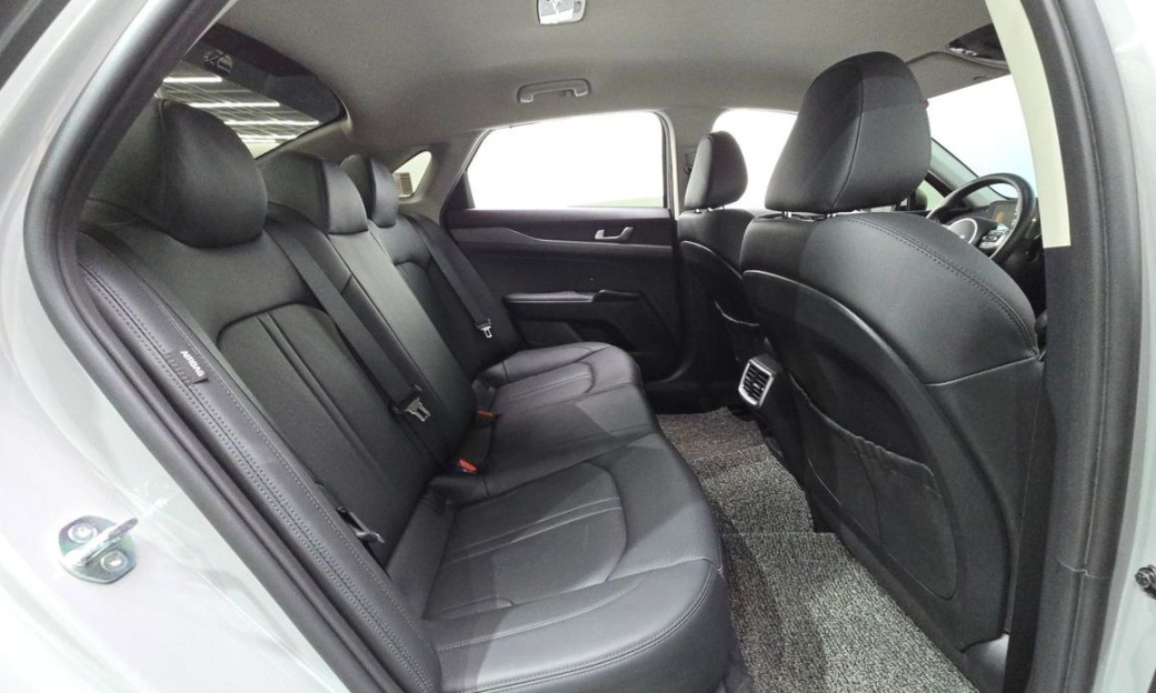 Kia K5 2.0, 2024