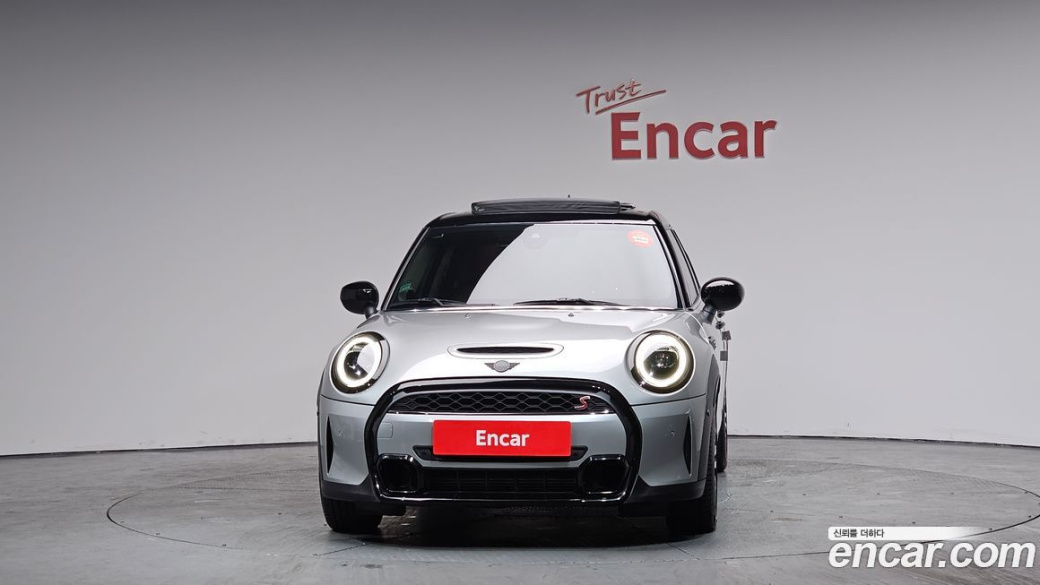Mini Cooper 5Door Classic, 2024