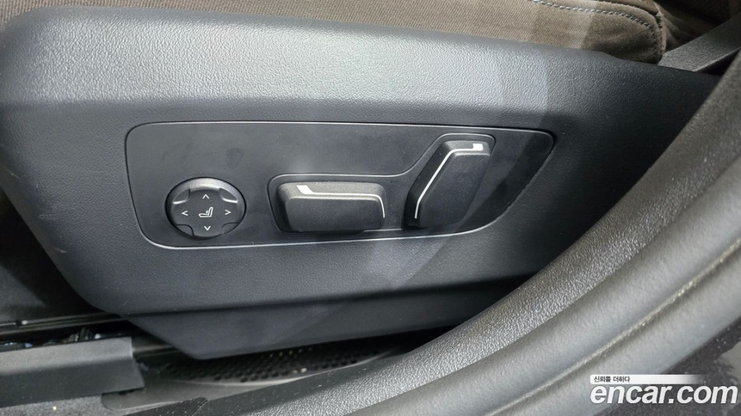 BMW 5-Series 520i M Sport, 2025