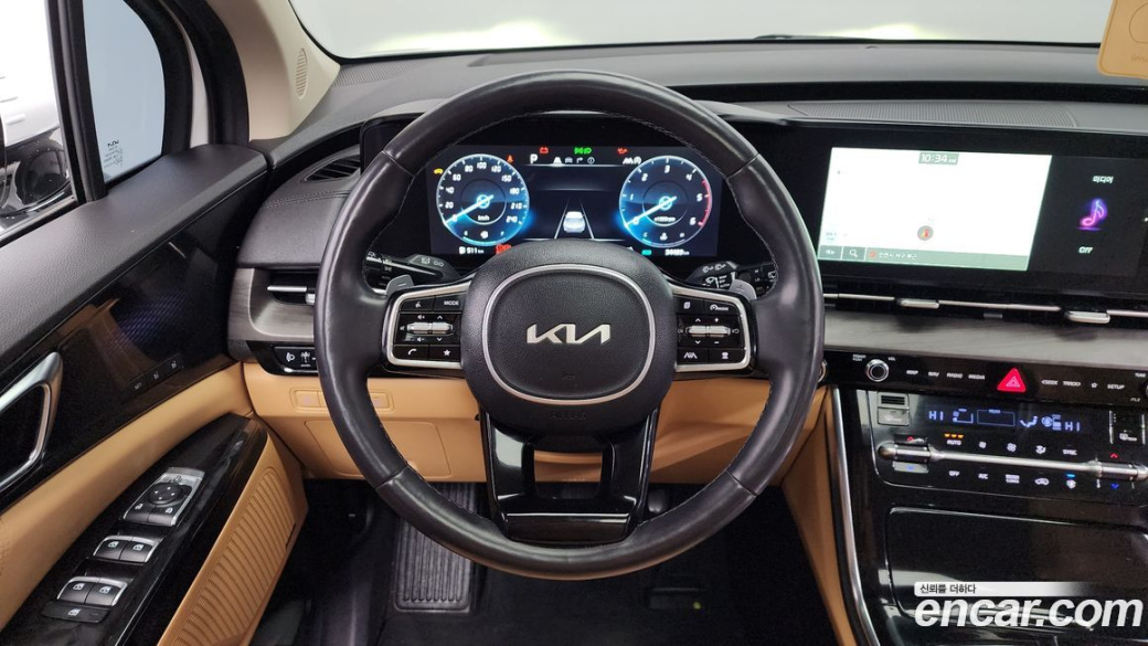 Kia Carnival 9-Seater Signature, 2023