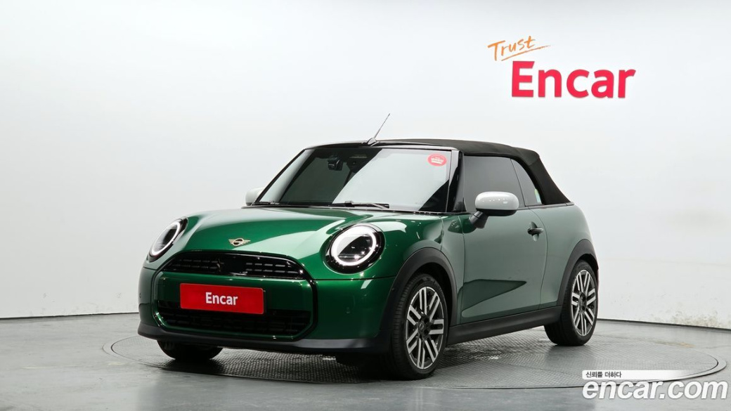 Mini Cooper Convertible Classic, 2025