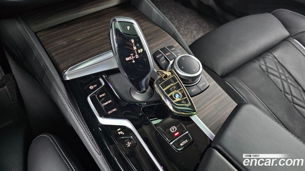 BMW Gran Turismo 630i xDrive Luxury, 2022