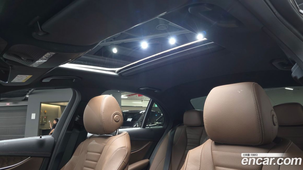 Mercedes-Benz E-Class E220d 4MATIC Exclusive, 2023