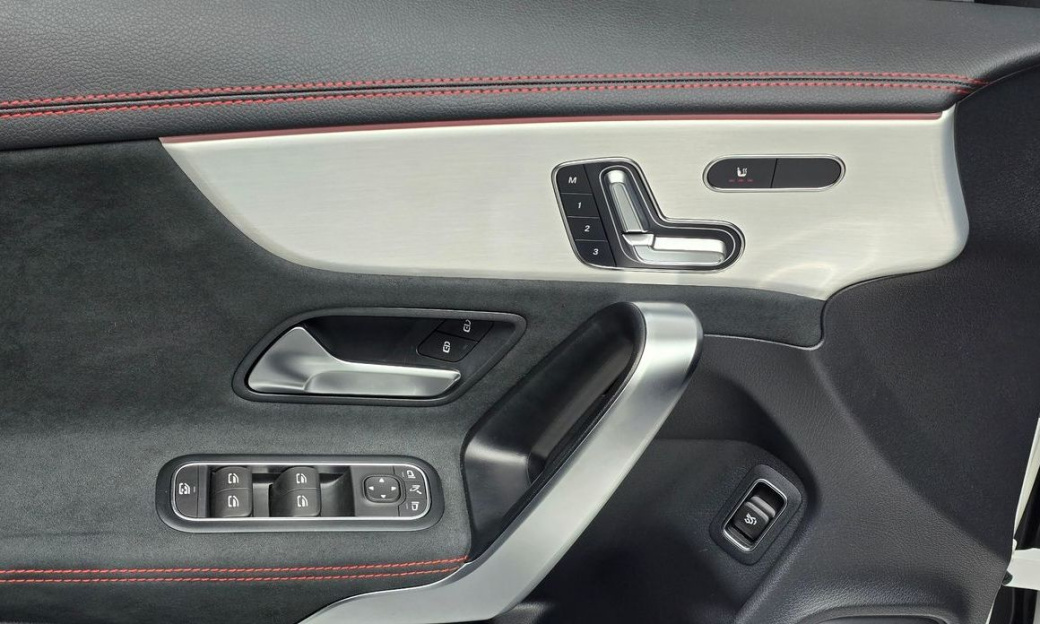 Mercedes-Benz CLA-Class CLA250 4MATIC, 2024