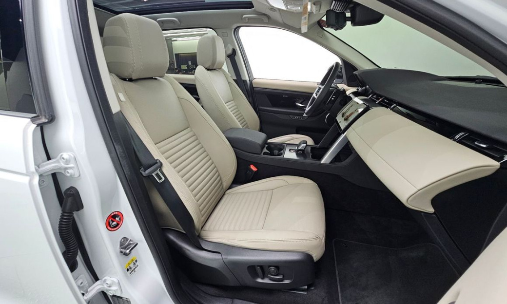Land Rover Discovery Sport P250 S, 2025