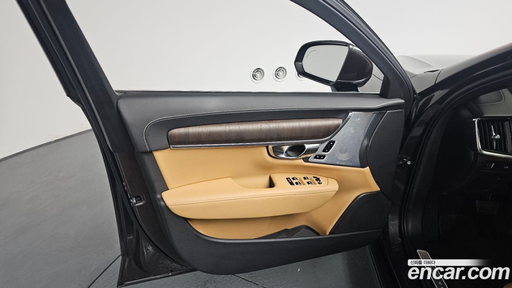 Volvo S90 B6 AWD Inscription, 2022