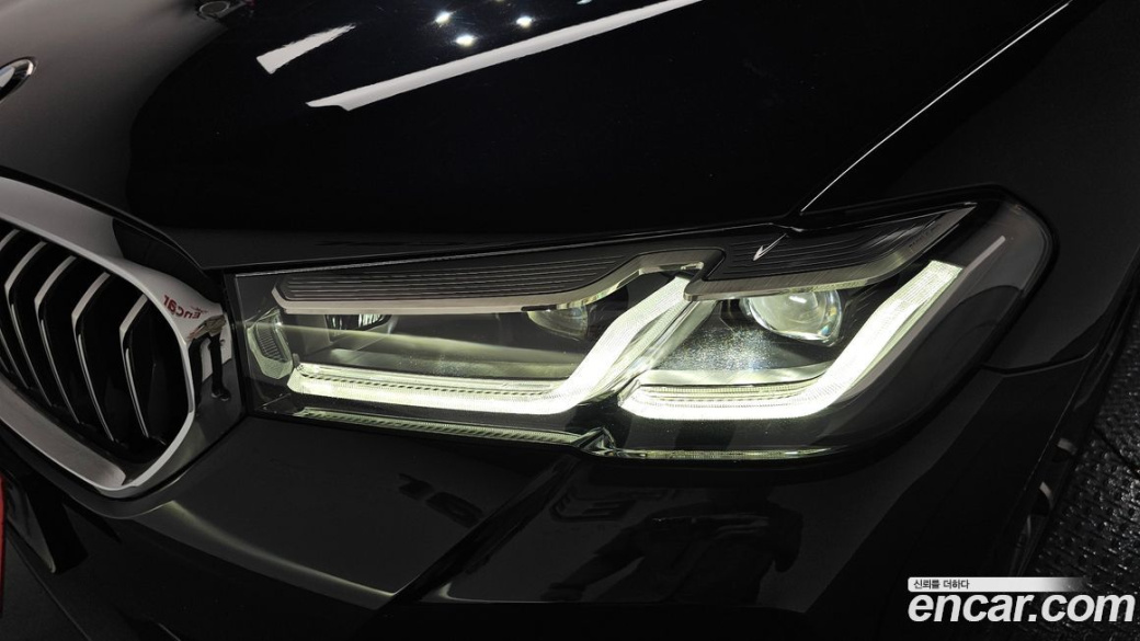 BMW 5-Series 520i M Sport, 2023