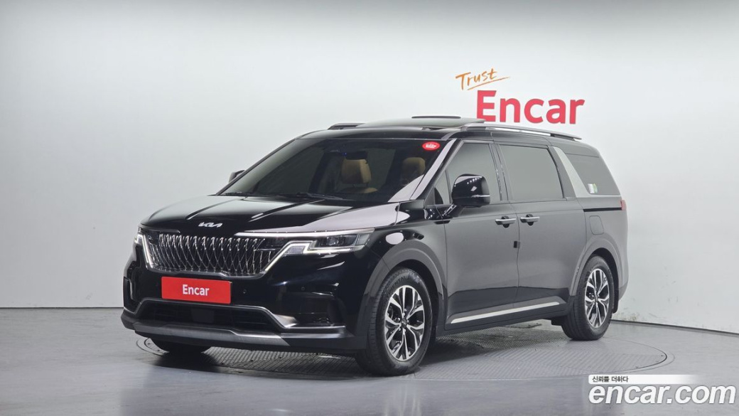 Kia Carnival 11-Seater Signature, 2023