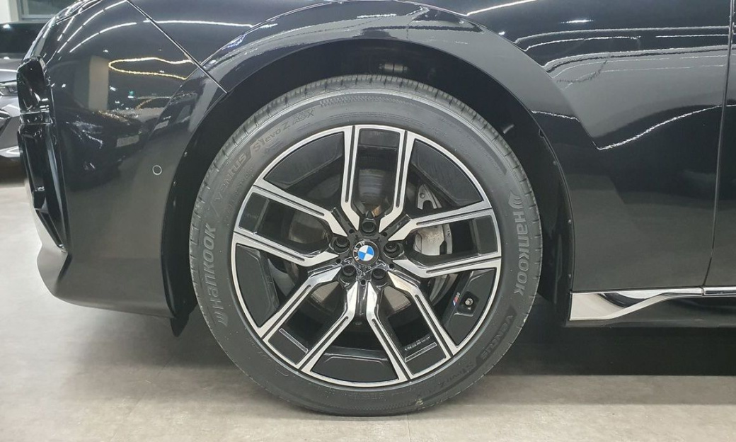 BMW 7-Series 740d xDrive M Sport, 2024