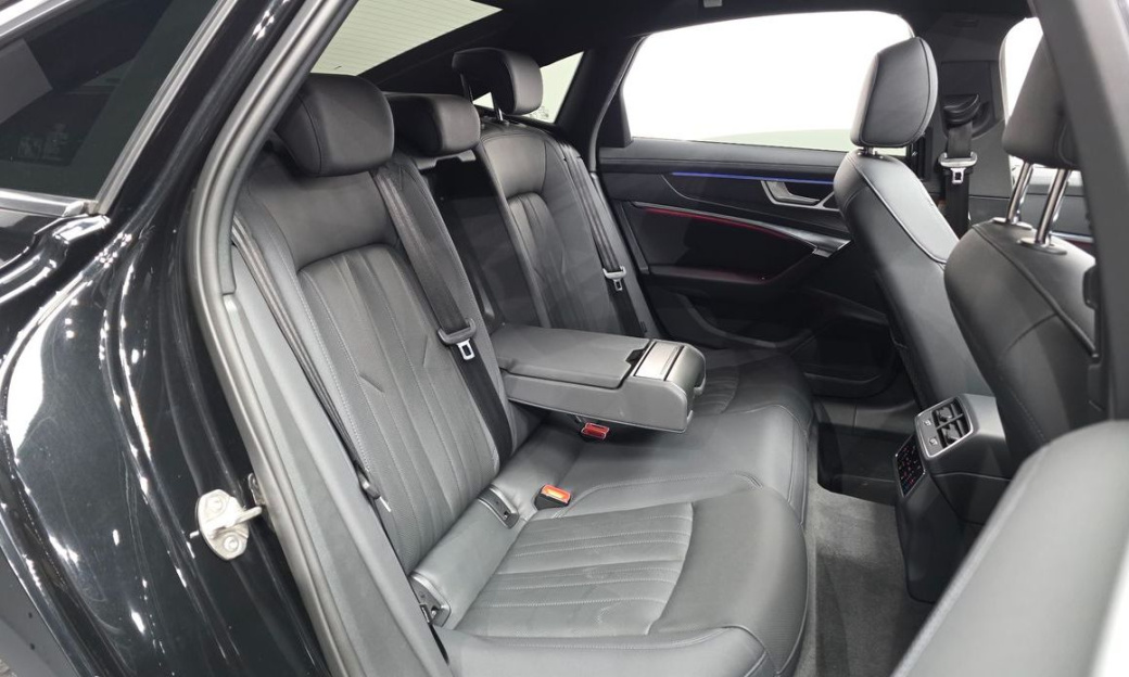 Audi A6 45 TFSI Quattro Premium, 2023