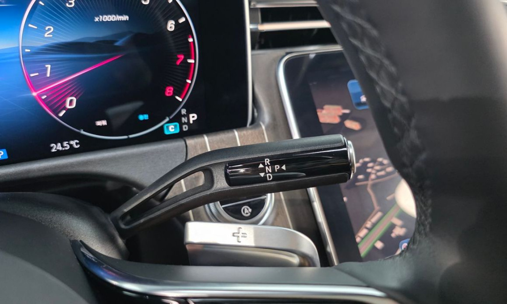 Mercedes-Benz E-Class E300 4MATIC Exclusive, 2024
