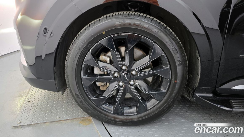 Kia Carnival 7-Seater Signature, 2021
