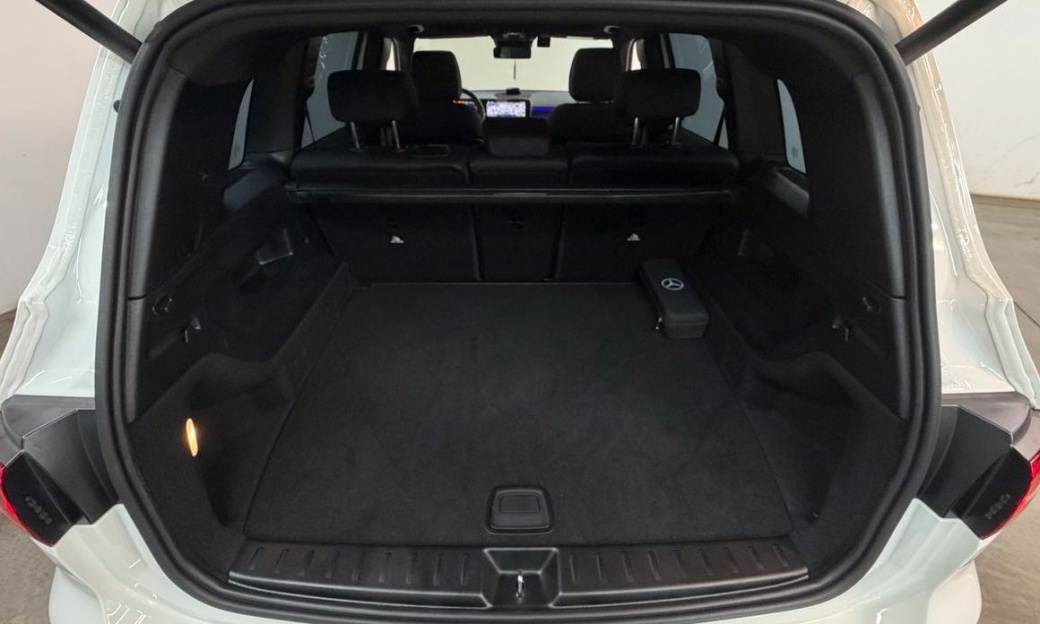 Mercedes-Benz GLB-Class GLB250 4MATIC, 2025