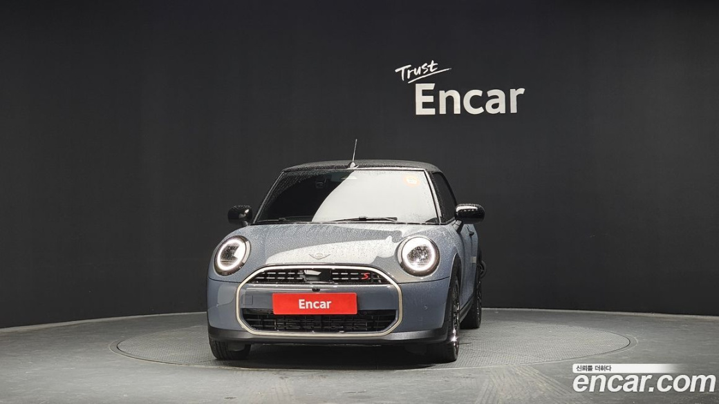 Mini Cooper Convertible Favoured, 2025