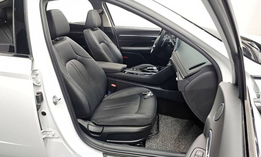 Hyundai Sonata 2.0, 2022