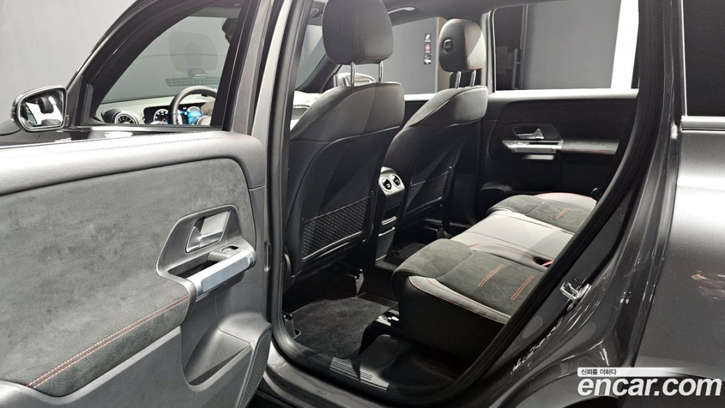Mercedes-Benz GLB-Class GLB250 4MATIC, 2023