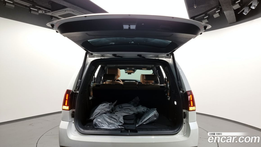 Kia Mohave Diesel 3.0 4WD 7-Seater, 2021
