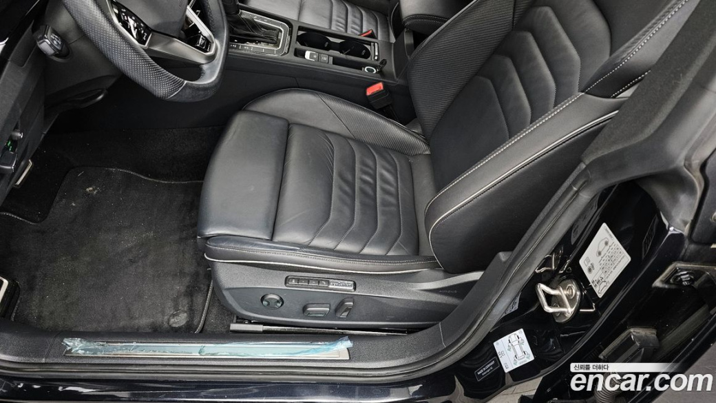 Volkswagen Arteon 2.0 TDI R-LIINE 4Motion, 2022