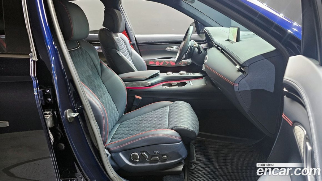 Genesis GV70 2.5T Gasoline AWD, 2024