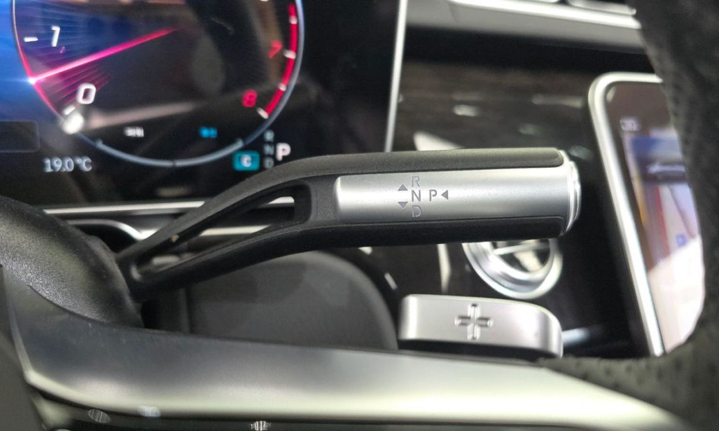 Mercedes-Benz S-Class S500 4MATIC, 2024