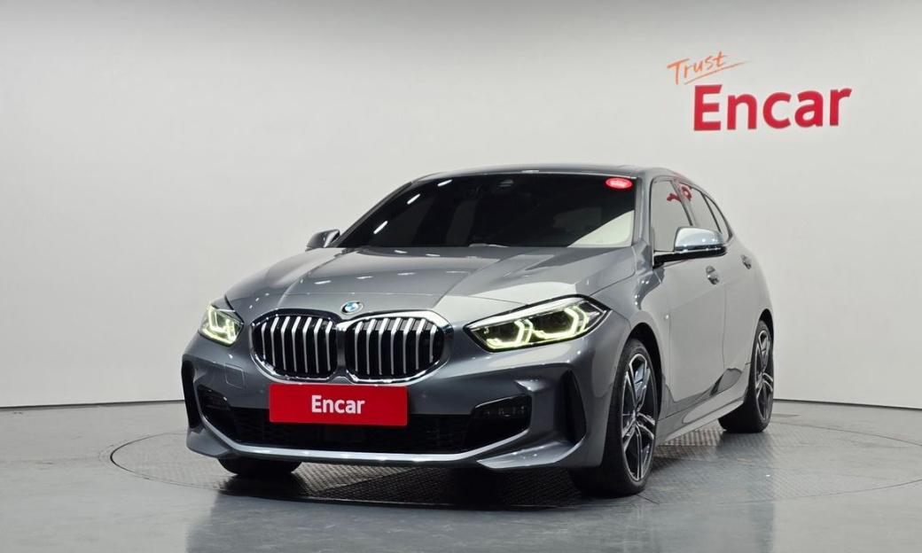 BMW 1-Series 120i M Sports, 2024