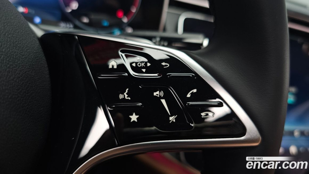 Mercedes-Benz E-Class E220d 4MATIC Exclusive, 2024