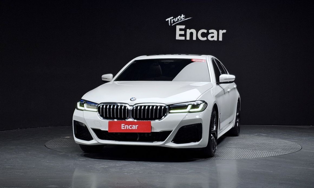 BMW 5-Series 530i M Sport Package, 2023