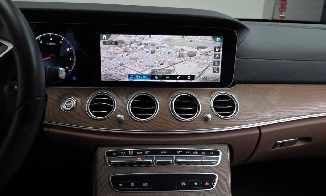 Mercedes-Benz E-Class E250 Exclusive, 2022