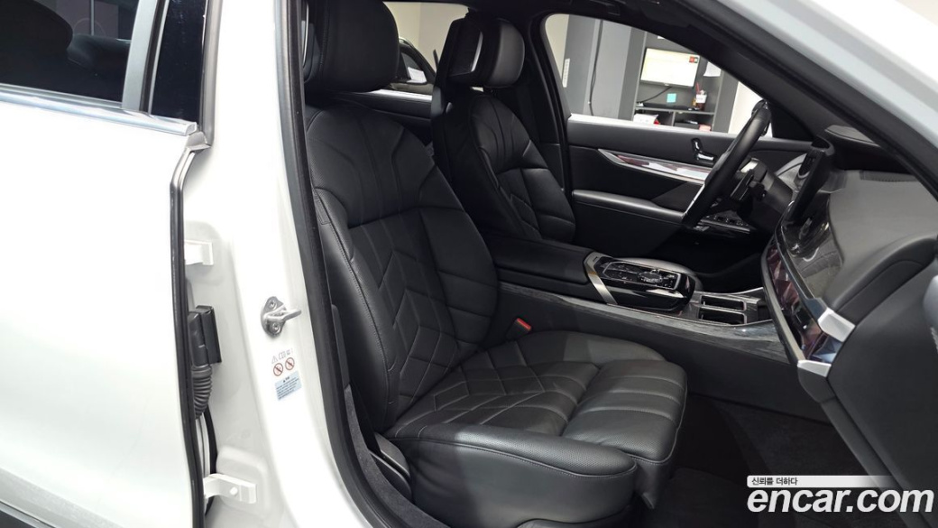 BMW 7-Series 740i xDrive M Sport, 2024