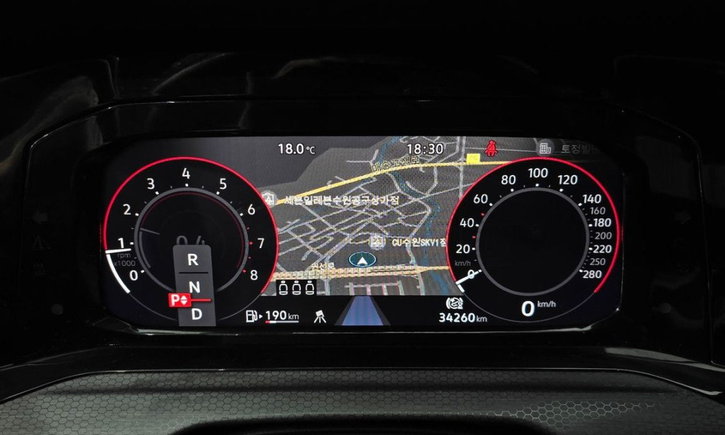 Volkswagen Golf 2.0 GTI, 2024