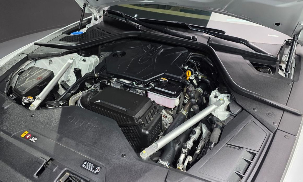 Genesis G80 Gasoline 2.5 Turbo AWD, 2025