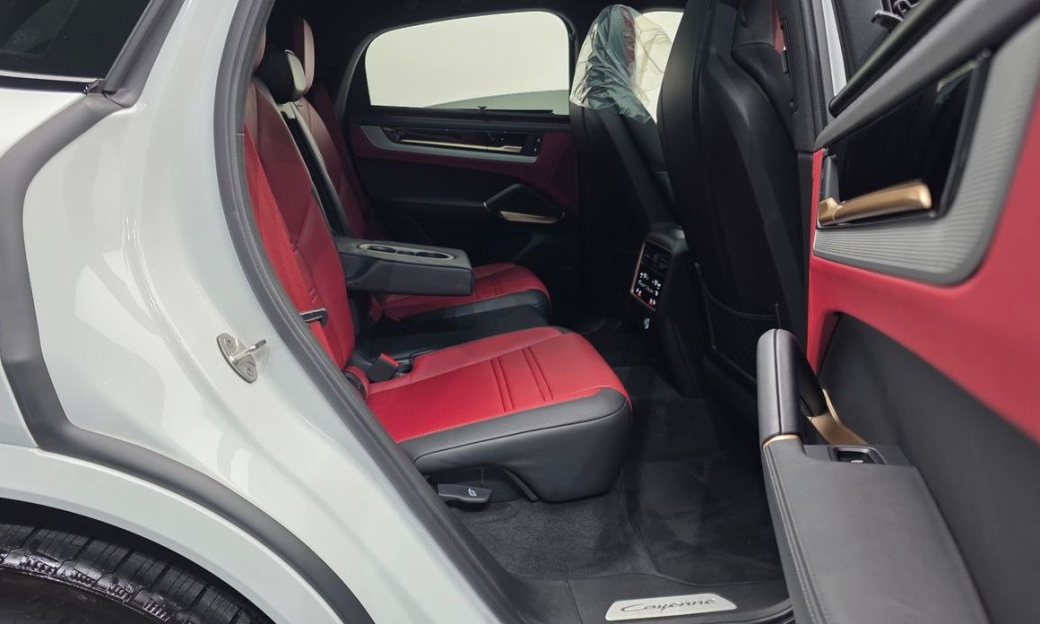 Porsche Cayenne 3.0 Coupe, 2024