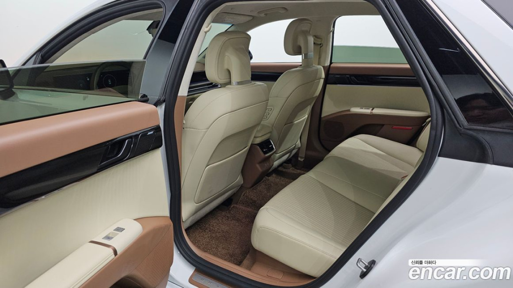 Hyundai Grandeur 2,5 Gasoline 2WD, 2023